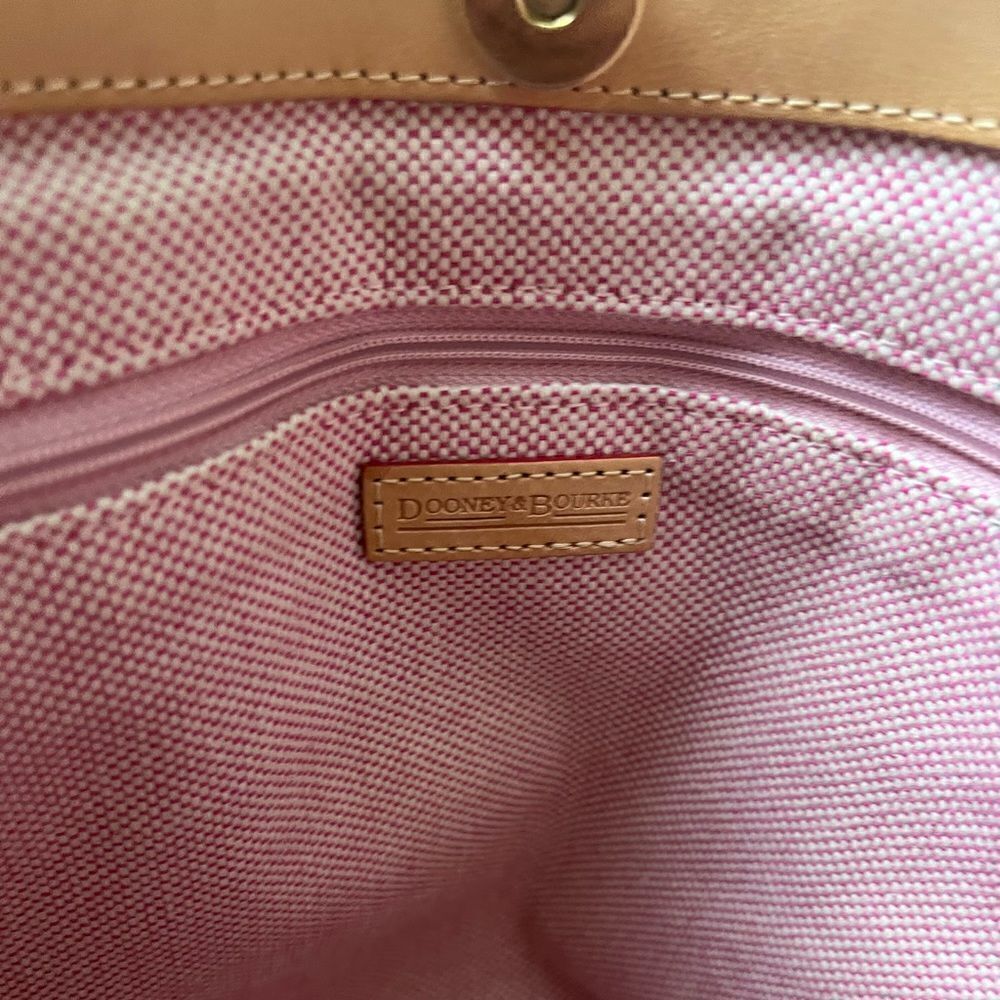 Vintage Dooney & Bourke Oversized Golden Suede Hobo Shoulder Bag Pre-Loved Cond - Picture 7 of 8